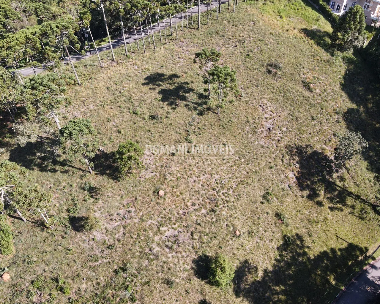 Terreno à venda de 8.900 m² em Campos do Jordão, SP, Brasil