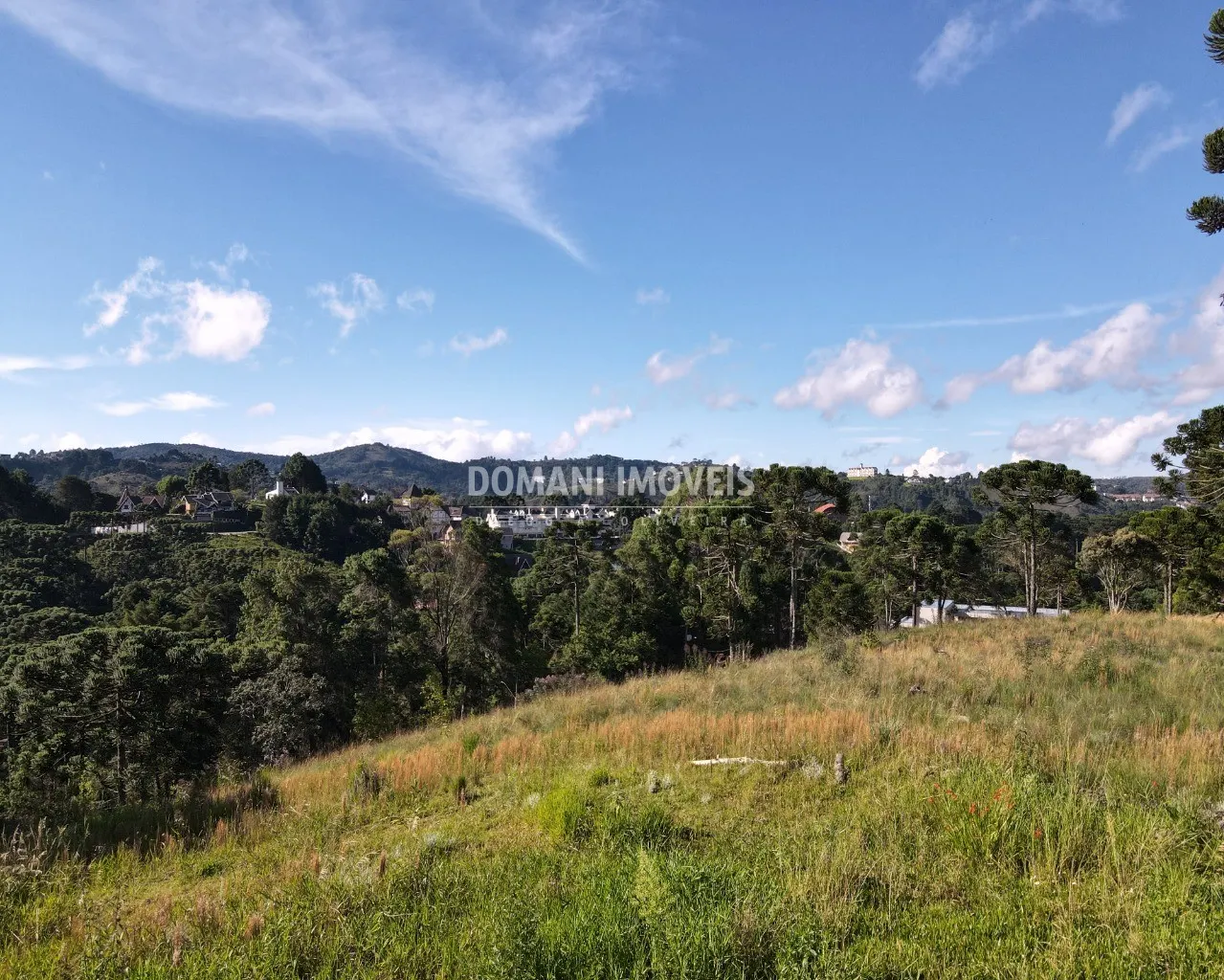 Terreno à venda de 8.900 m² em Campos do Jordão, SP, Brasil