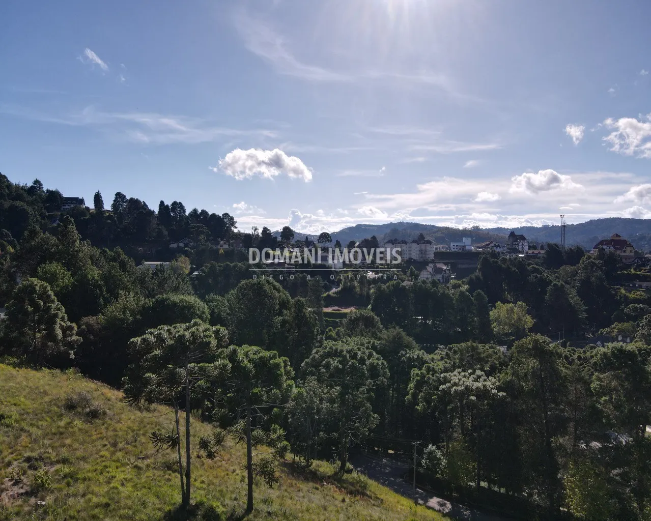 Terreno à venda de 8.900 m² em Campos do Jordão, SP, Brasil
