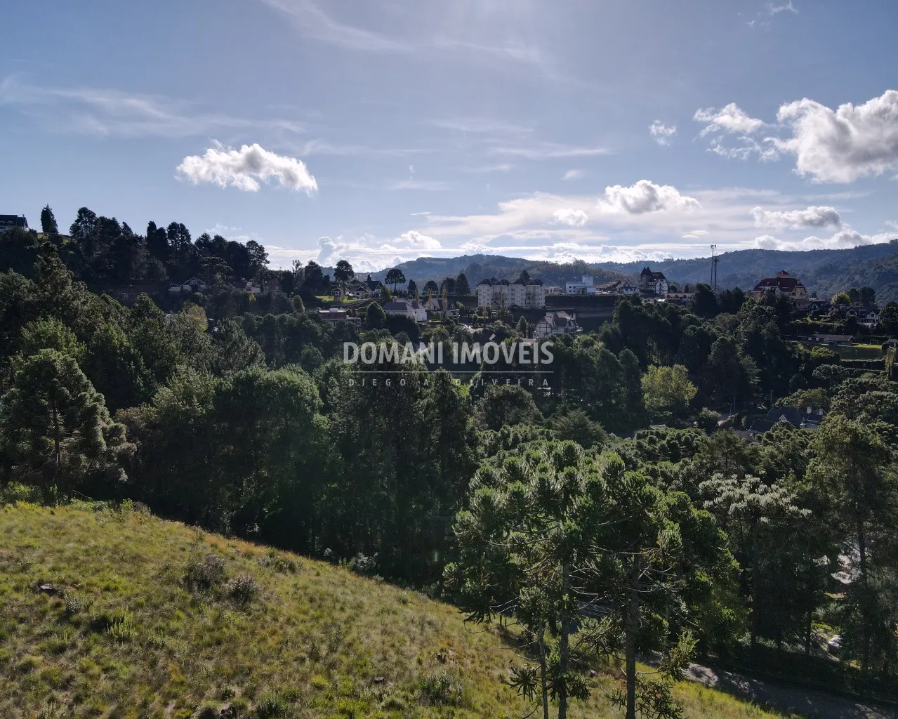 Terreno à venda de 8.900 m² em Campos do Jordão, SP, Brasil