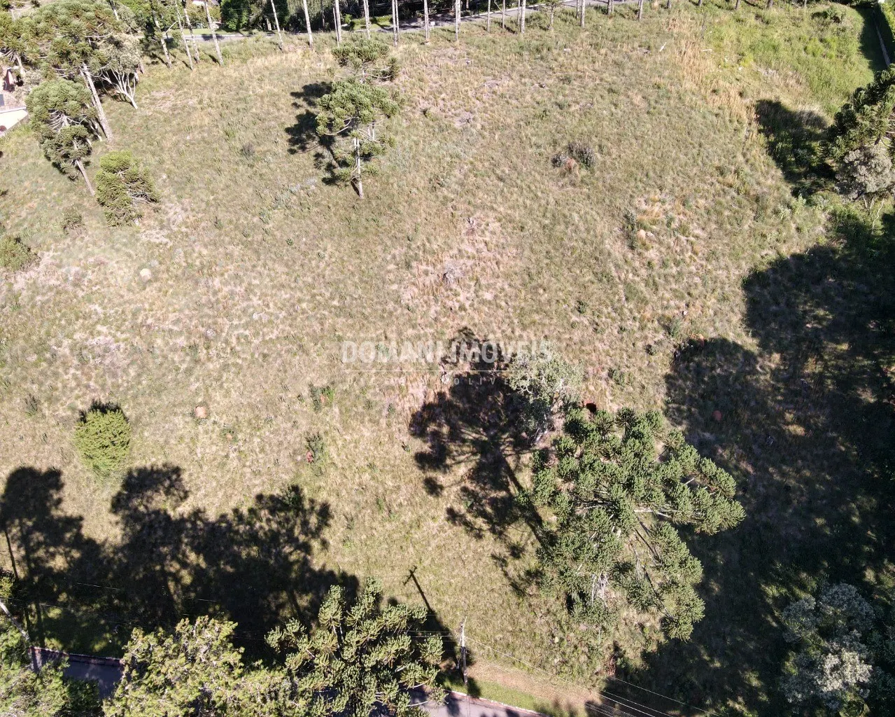 Terreno à venda de 8.900 m² em Campos do Jordão, SP, Brasil