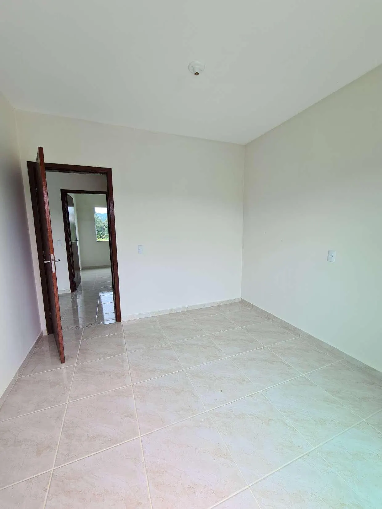 Casa à venda de 96 m² em Brusque, SC, Brasil
