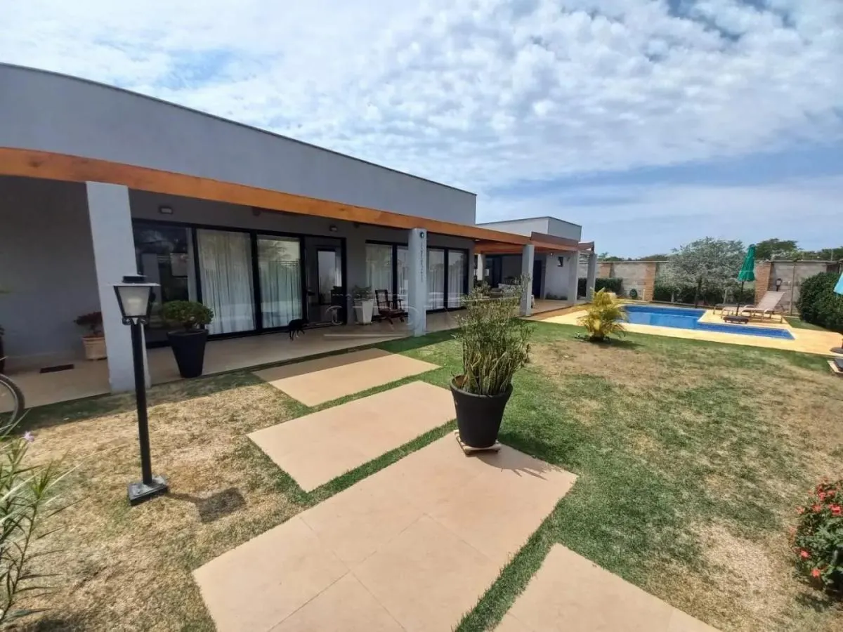 Chácara à venda de 336 m² em São Carlos, SP, Brasil