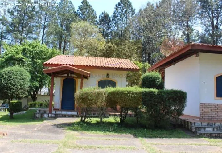 Sítio à venda de 30 ha em Cotia, SP, Brasil