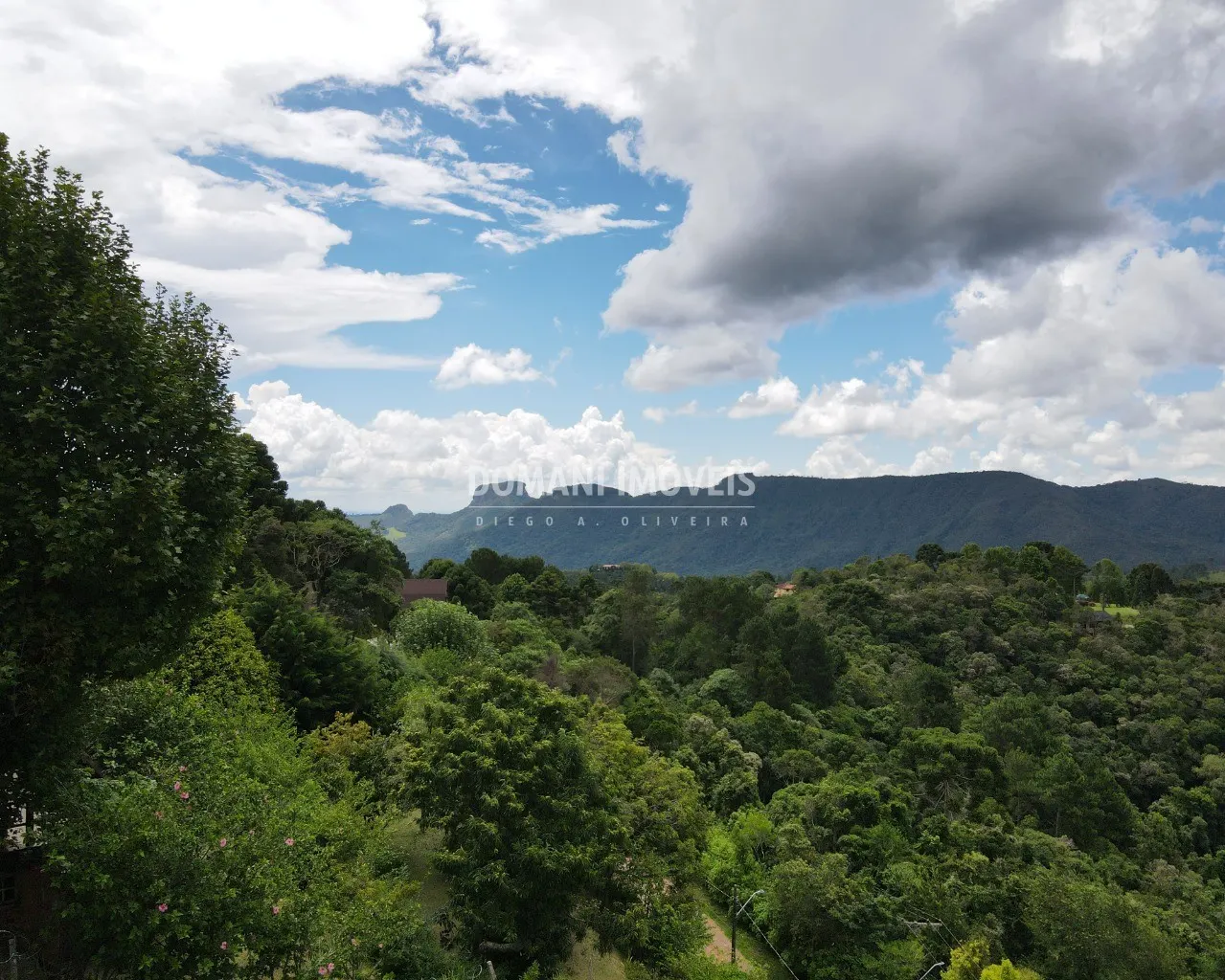 Plot for sale of 1,300 m² in Campos do Jordão, SP, Brazil