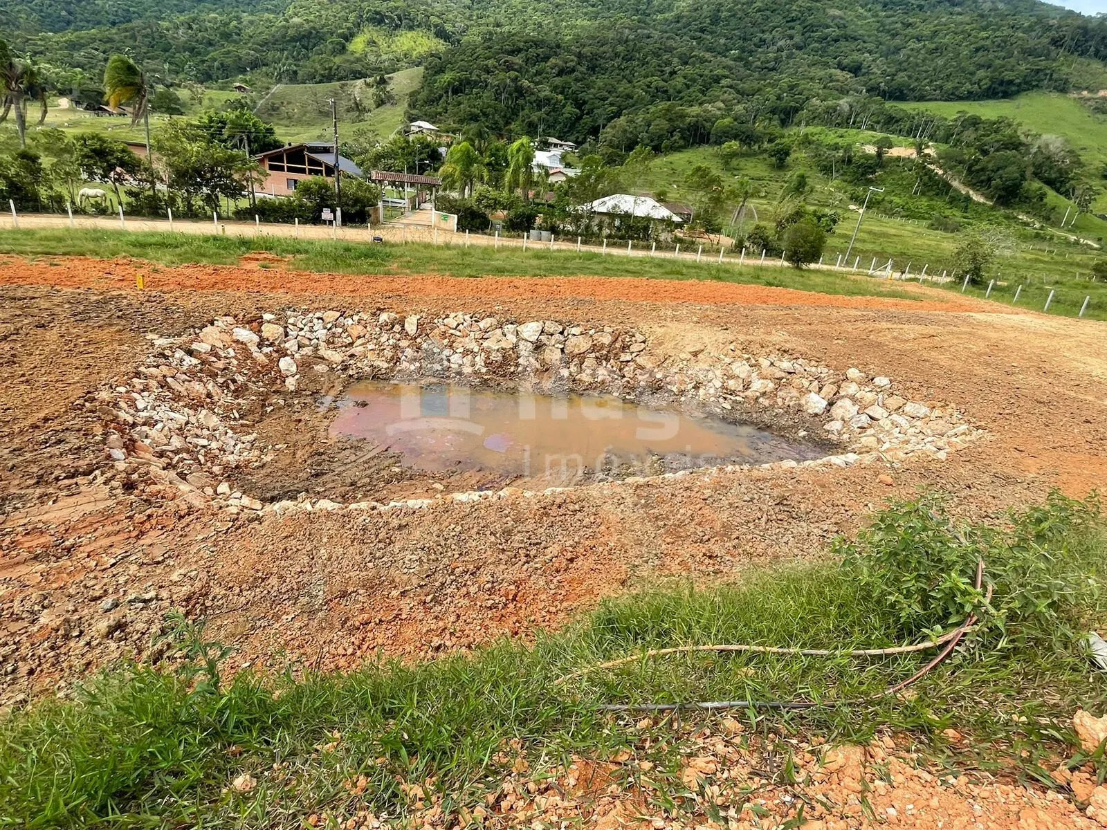 Fazenda à venda de 9.000 m² em Tijucas, SC, Brasil