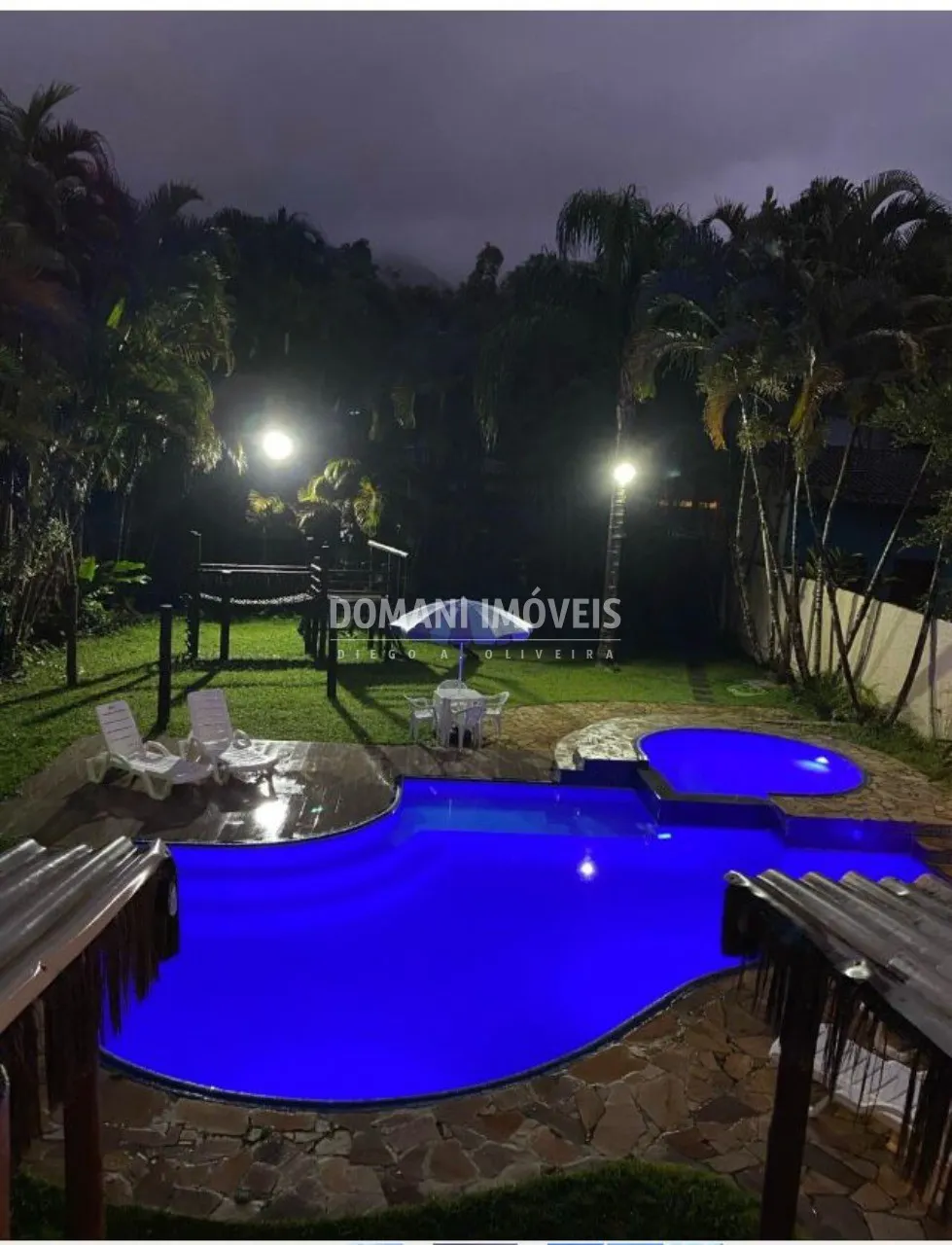 Comercial à venda de 2.105 m² em São Sebastião, SP, Brasil