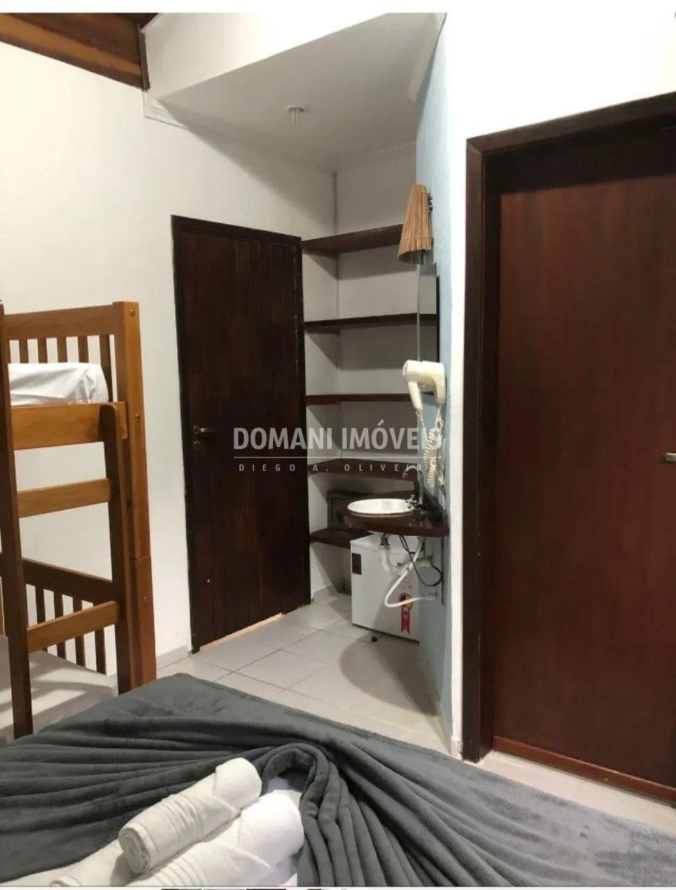 Comercial à venda de 2.105 m² em São Sebastião, SP, Brasil