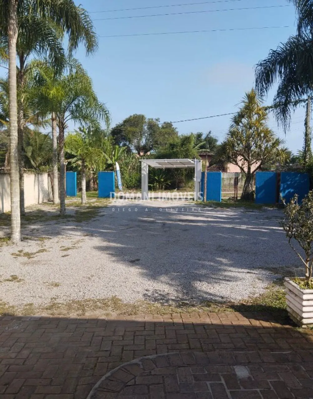 Comercial à venda de 2.105 m² em São Sebastião, SP, Brasil