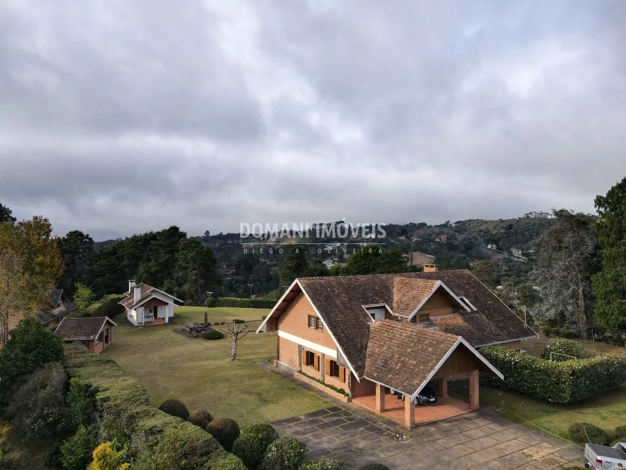 House for sale of 2 acres in Campos do Jordão, SP, Brazil
