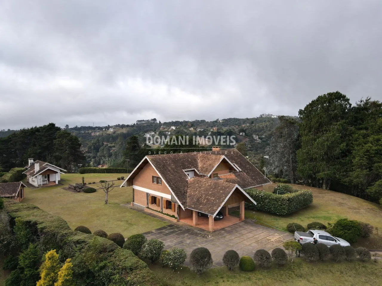 House for sale of 2 acres in Campos do Jordão, SP, Brazil