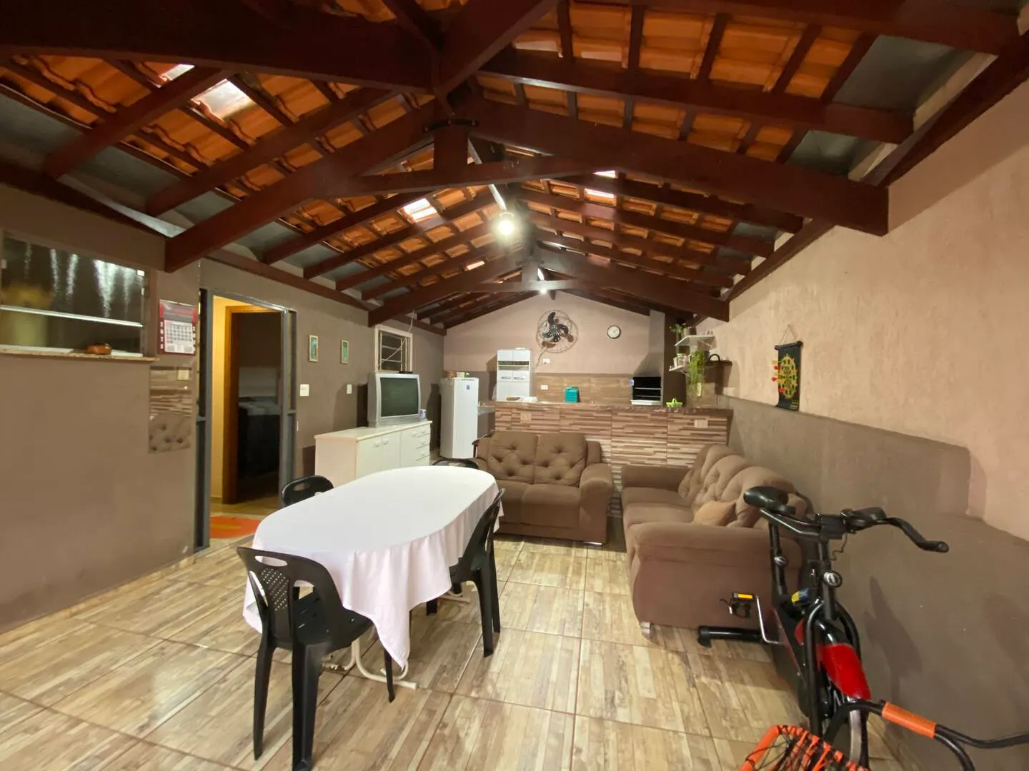 Casa à venda de 327 m² em Piraju, SP, Brasil