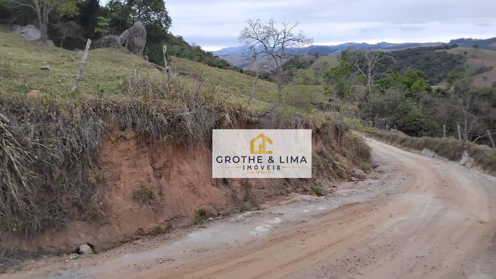 Small farm for sale of 150 acres in Cachoeira Paulista, SP, Brazil