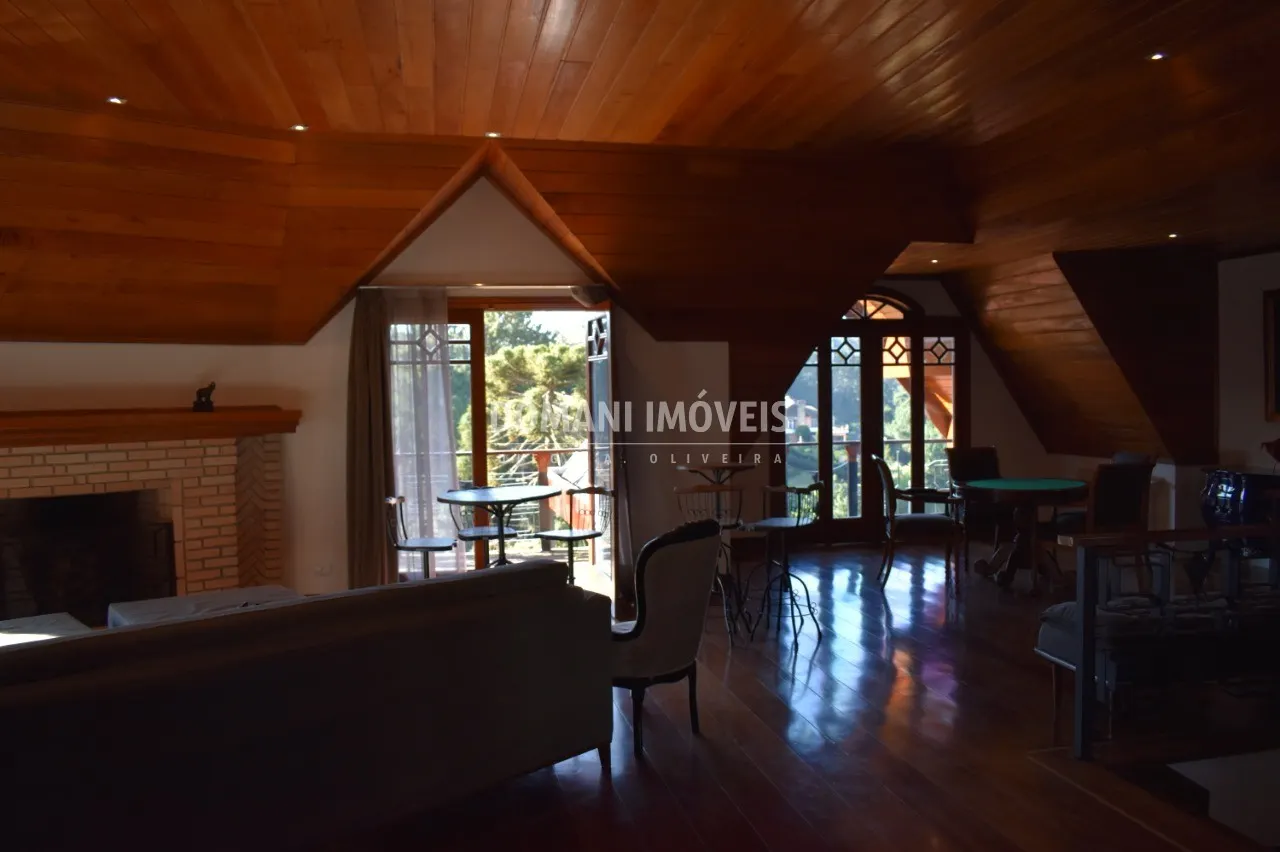 Casa à venda de 6.360 m² em Campos do Jordão, SP, Brasil