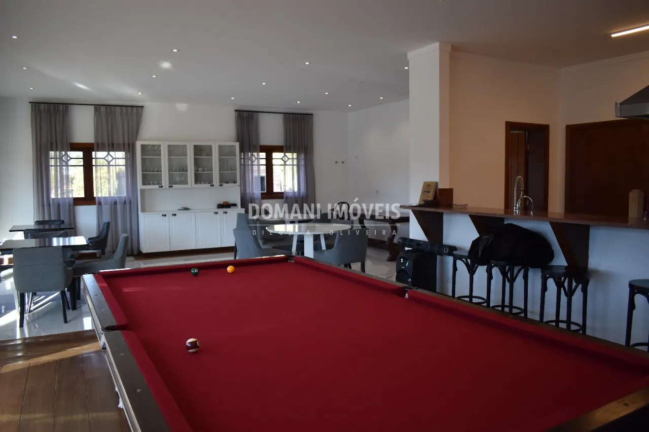 Casa à venda de 6.360 m² em Campos do Jordão, SP, Brasil