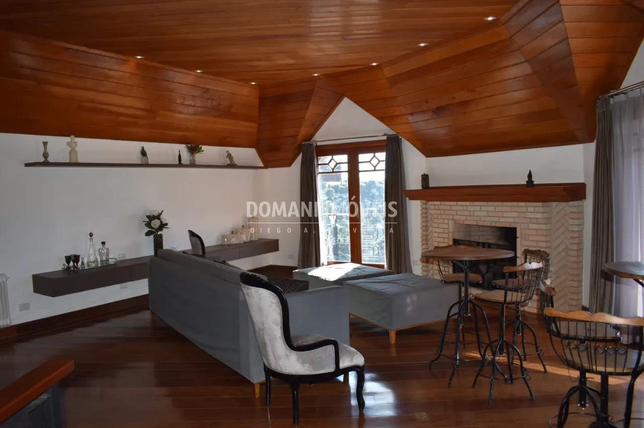 Casa à venda de 6.360 m² em Campos do Jordão, SP, Brasil