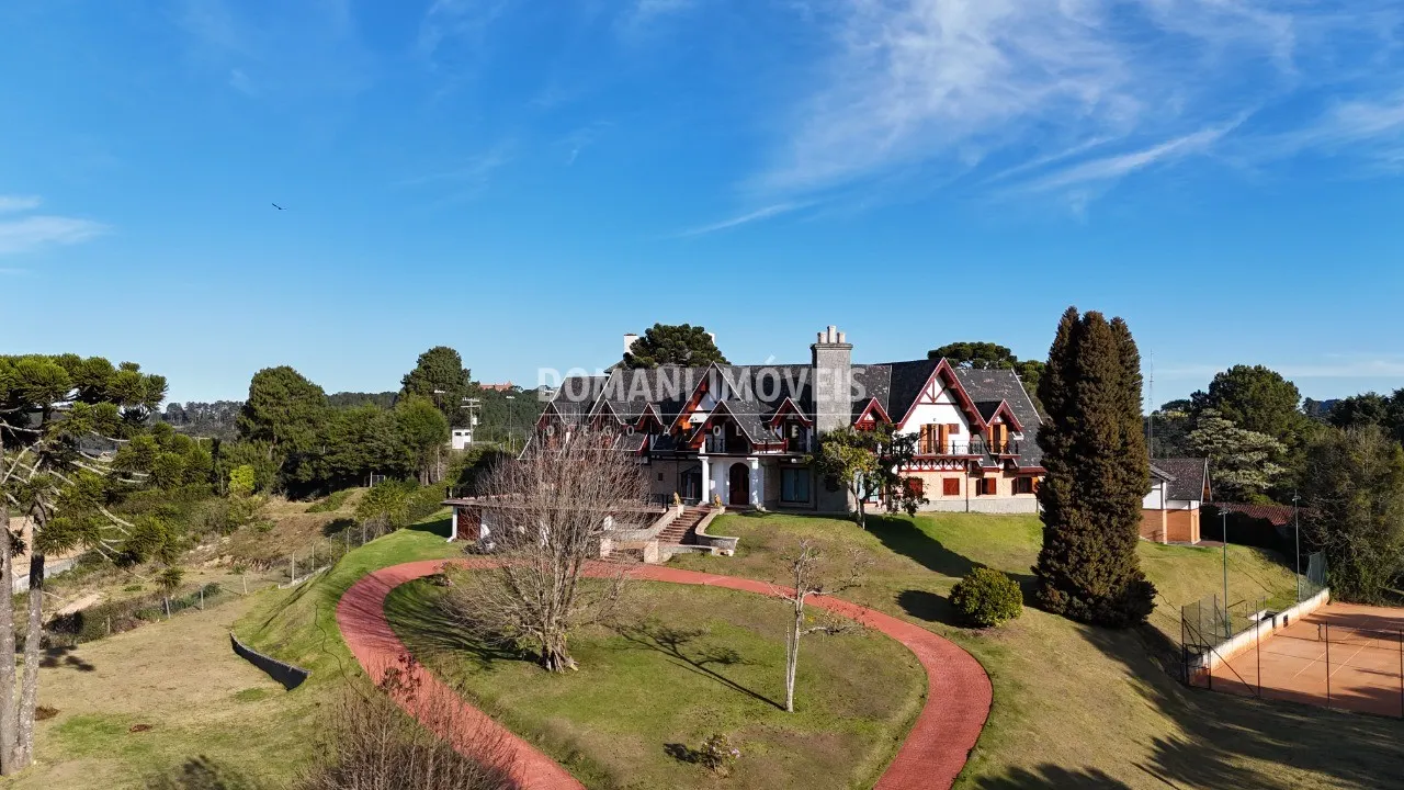 Casa à venda de 6.360 m² em Campos do Jordão, SP, Brasil