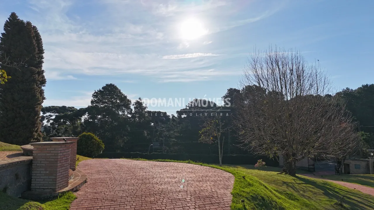 Casa à venda de 6.360 m² em Campos do Jordão, SP, Brasil