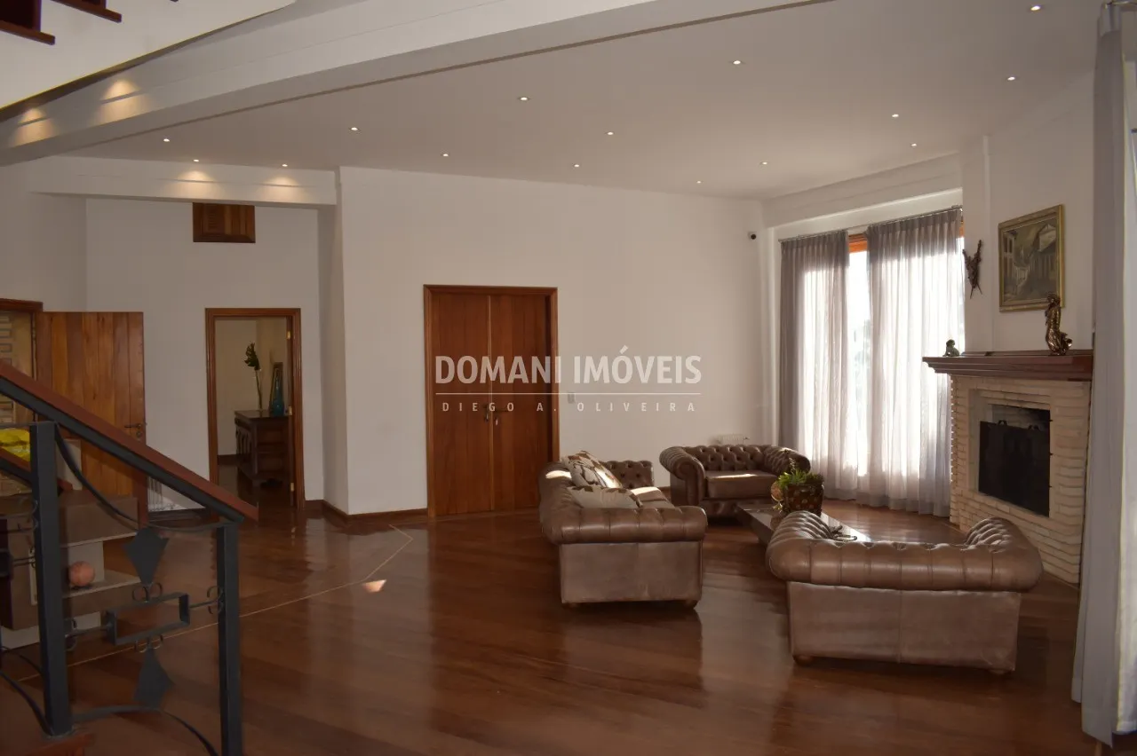 Casa à venda de 6.360 m² em Campos do Jordão, SP, Brasil