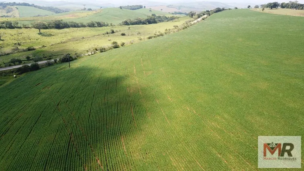 Fazenda à venda de 440 ha em Minduri, MG, Brasil