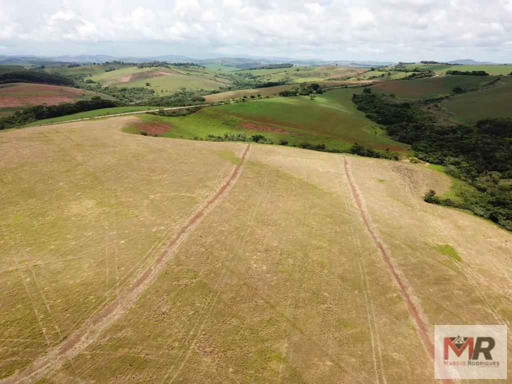 Fazenda à venda de 440 ha em Minduri, MG, Brasil