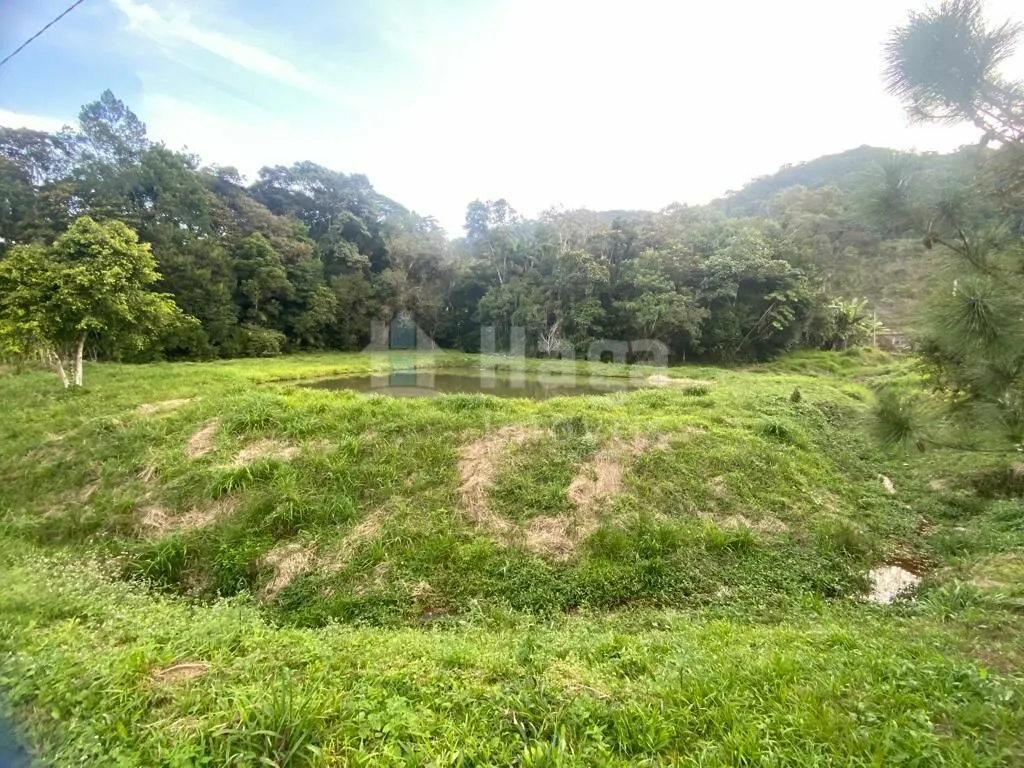 Chácara à venda de 3.500 m² em Nova Trento, SC, Brasil