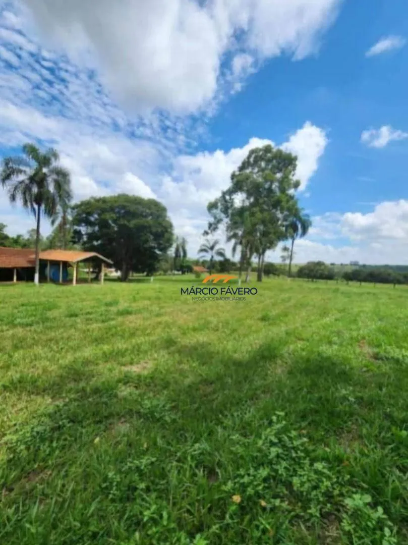 Fazenda à venda de 109 ha em Santa Rita do Passa Quatro, SP, Brasil