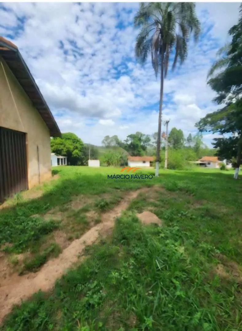 Fazenda à venda de 109 ha em Santa Rita do Passa Quatro, SP, Brasil