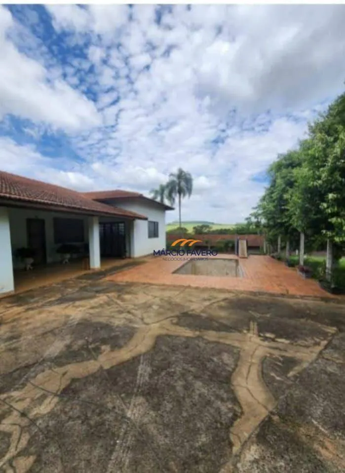 Fazenda à venda de 109 ha em Santa Rita do Passa Quatro, SP, Brasil