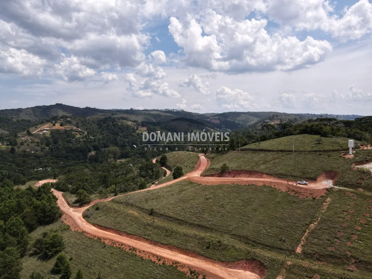 Terreno à venda de 1.060 m² em Campos do Jordão, SP, Brasil