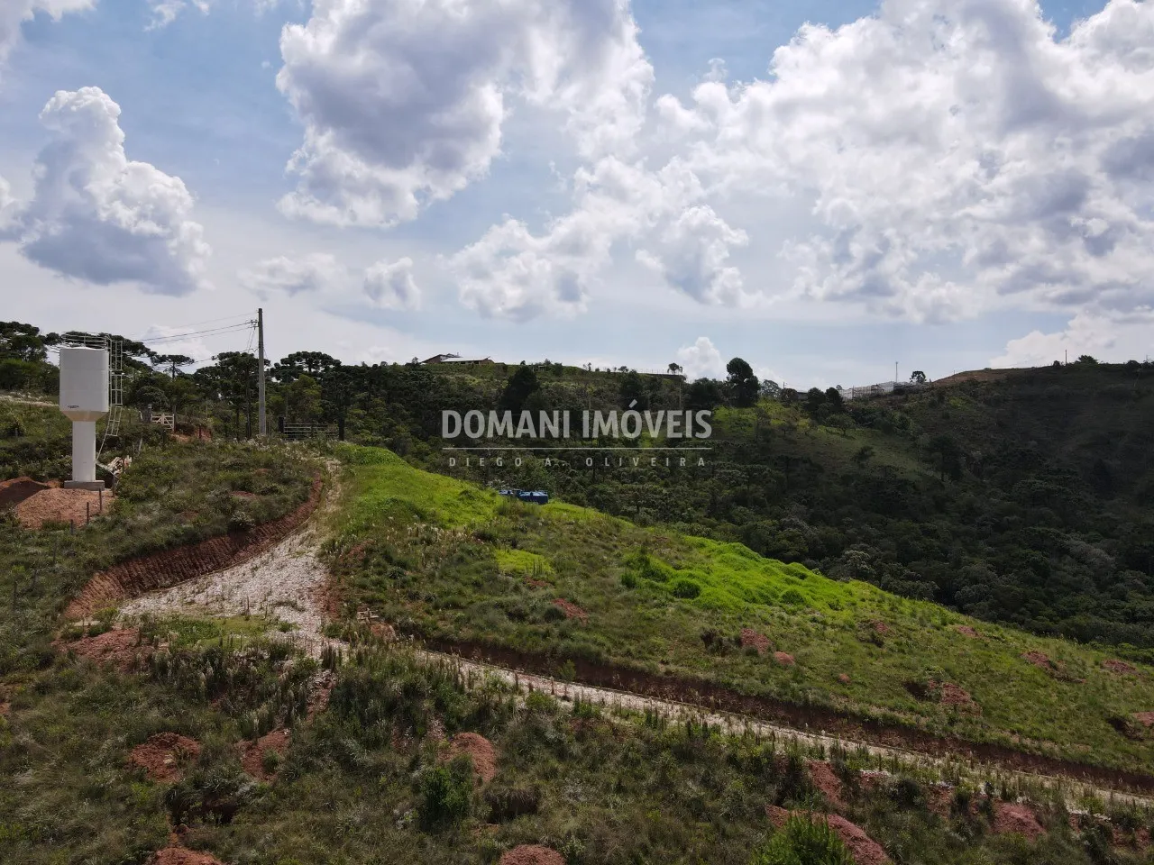 Terreno à venda de 1.060 m² em Campos do Jordão, SP, Brasil