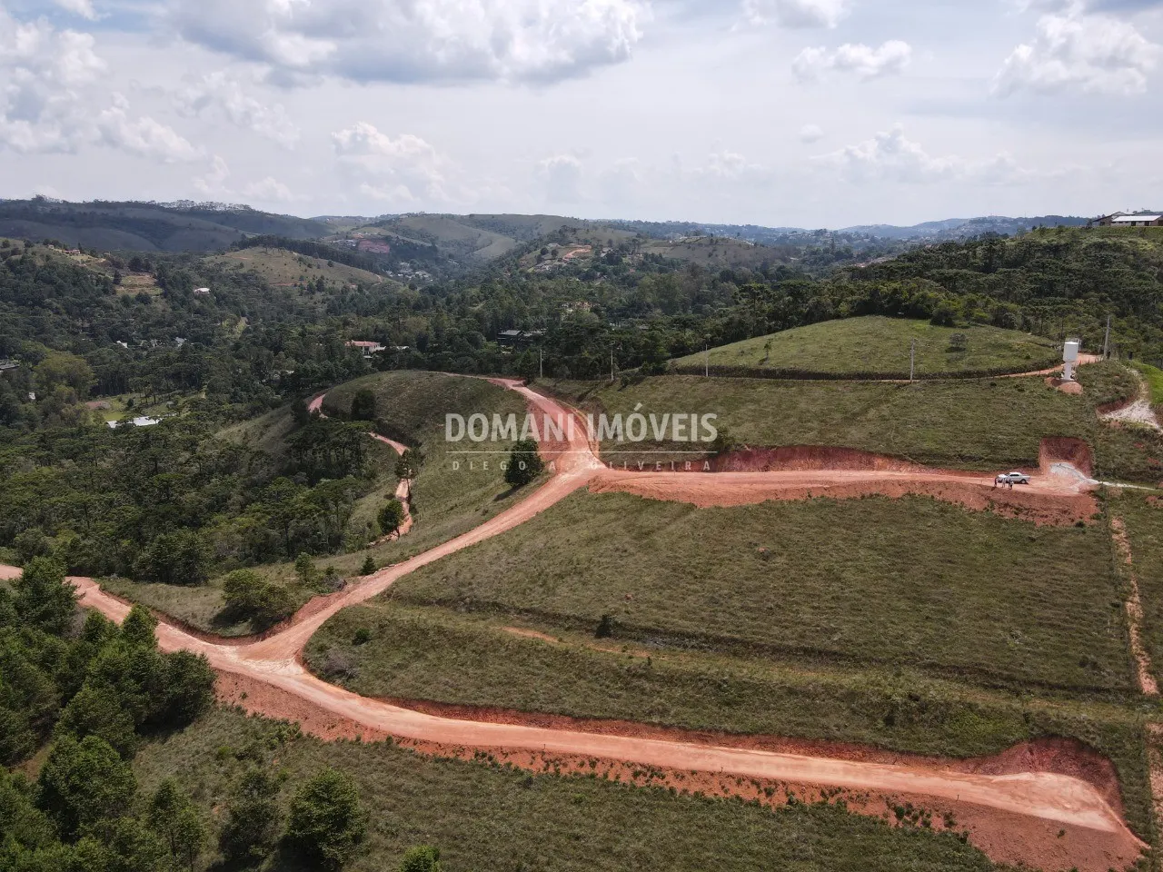 Terreno à venda de 1.060 m² em Campos do Jordão, SP, Brasil