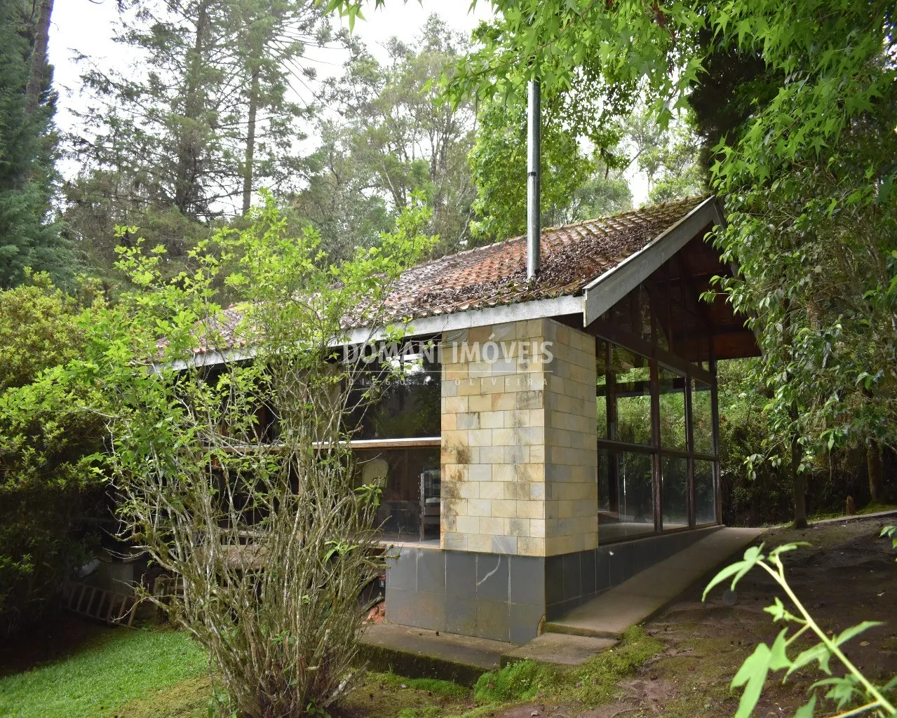 House for sale of 1 acres in Campos do Jordão, SP, Brazil
