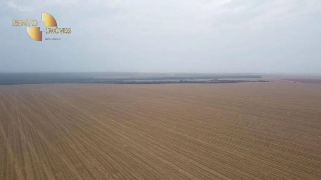 Fazenda à venda de 3.050 ha em Lucas do Rio Verde, MT, Brasil