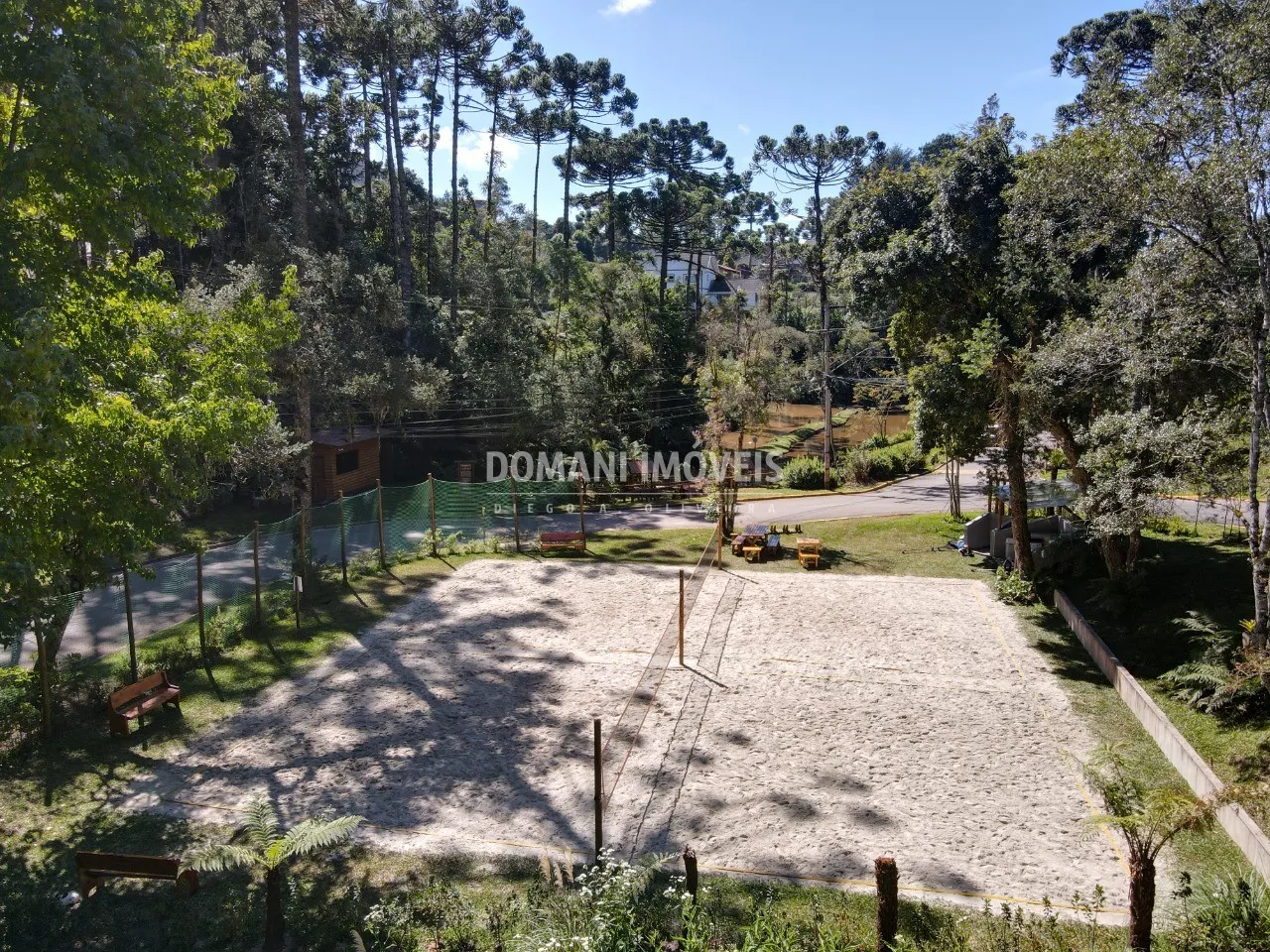 Casa à venda de 2.760 m² em Campos do Jordão, SP, Brasil