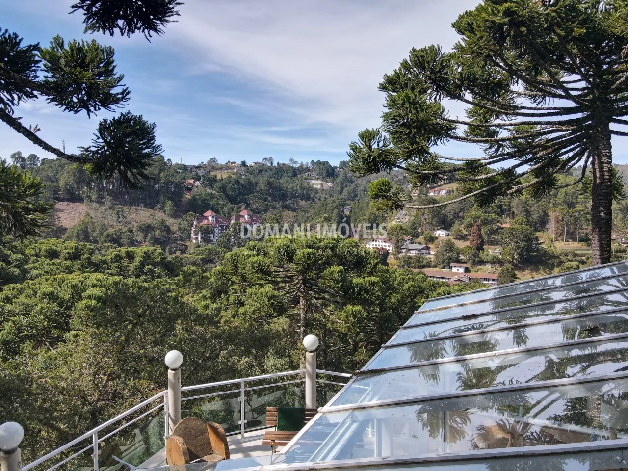 Casa à venda de 2.760 m² em Campos do Jordão, SP, Brasil