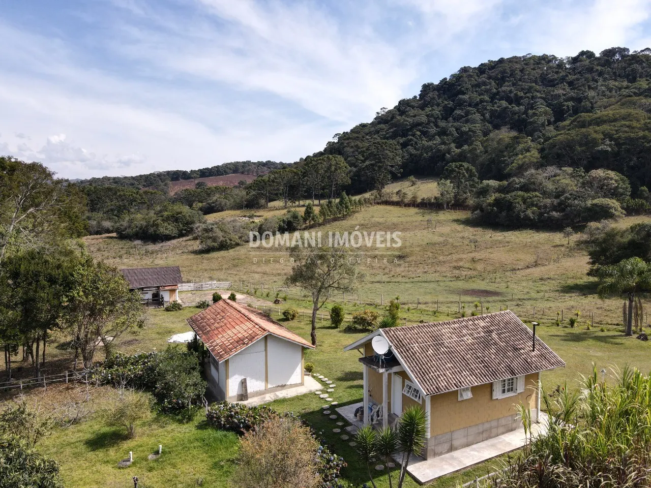 Small farm for sale of 10 acres in Campos do Jordão, SP, Brazil