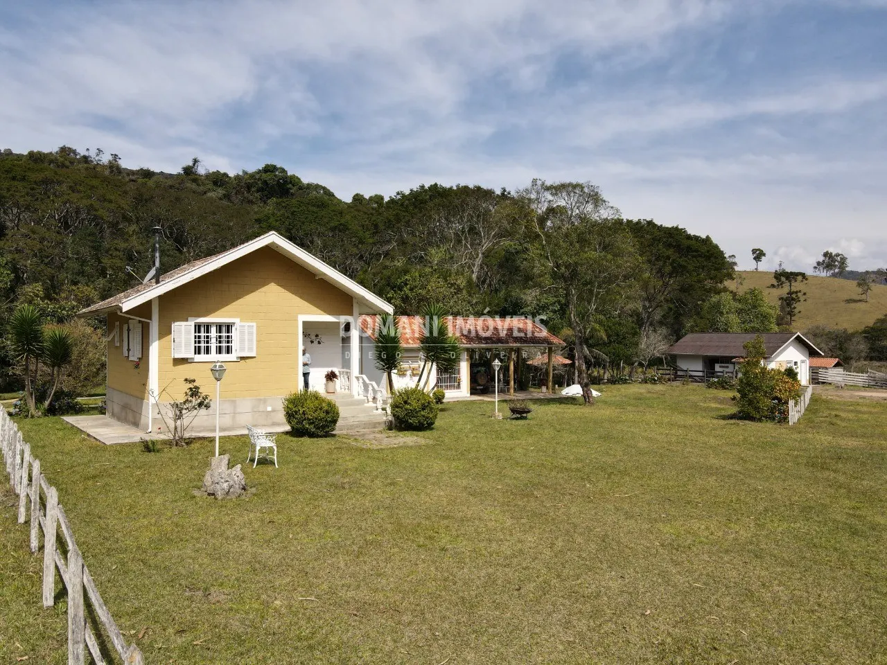 Small farm for sale of 10 acres in Campos do Jordão, SP, Brazil
