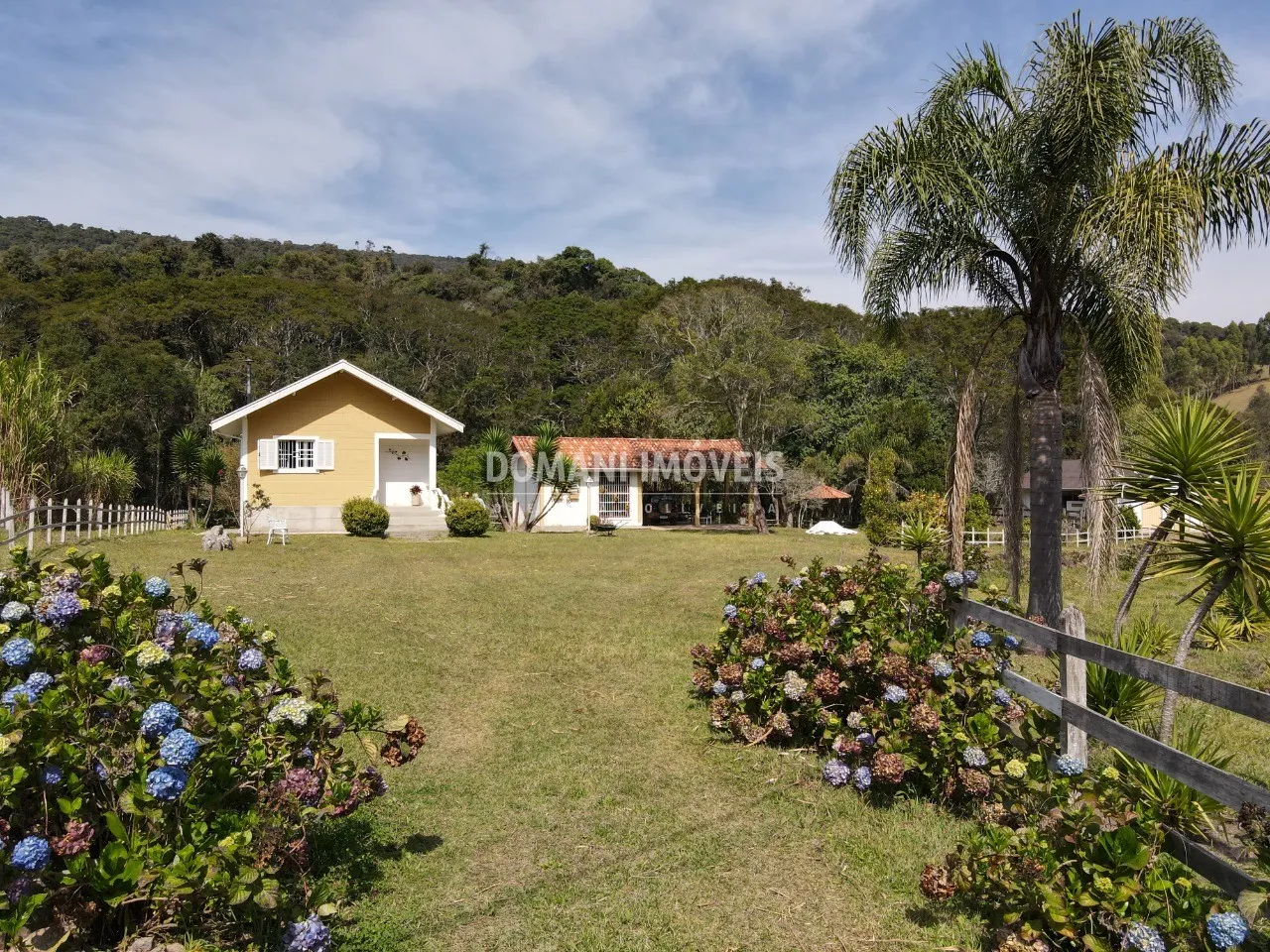 Small farm for sale of 10 acres in Campos do Jordão, SP, Brazil
