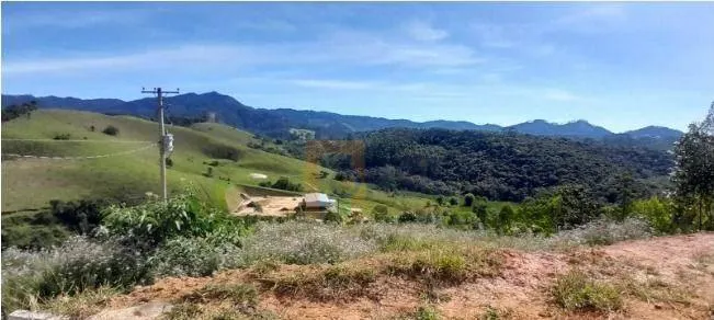 Sítio à venda de 4 ha em Paraibuna, SP, Brasil