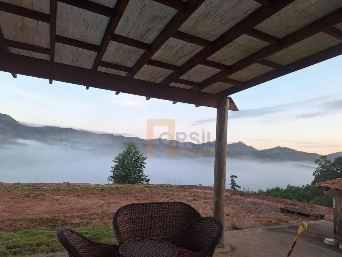 Sítio à venda de 4 ha em Paraibuna, SP, Brasil