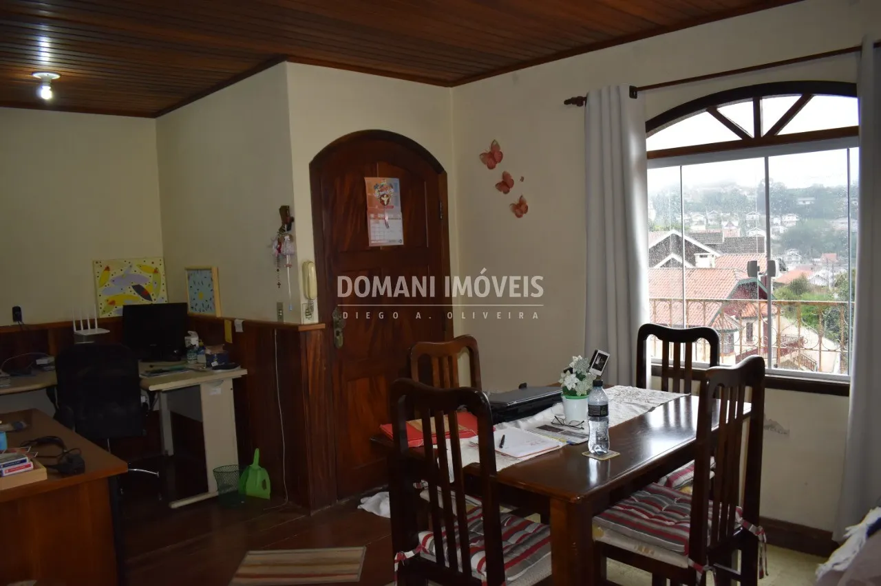 Casa à venda de 415 m² em Campos do Jordão, SP, Brasil