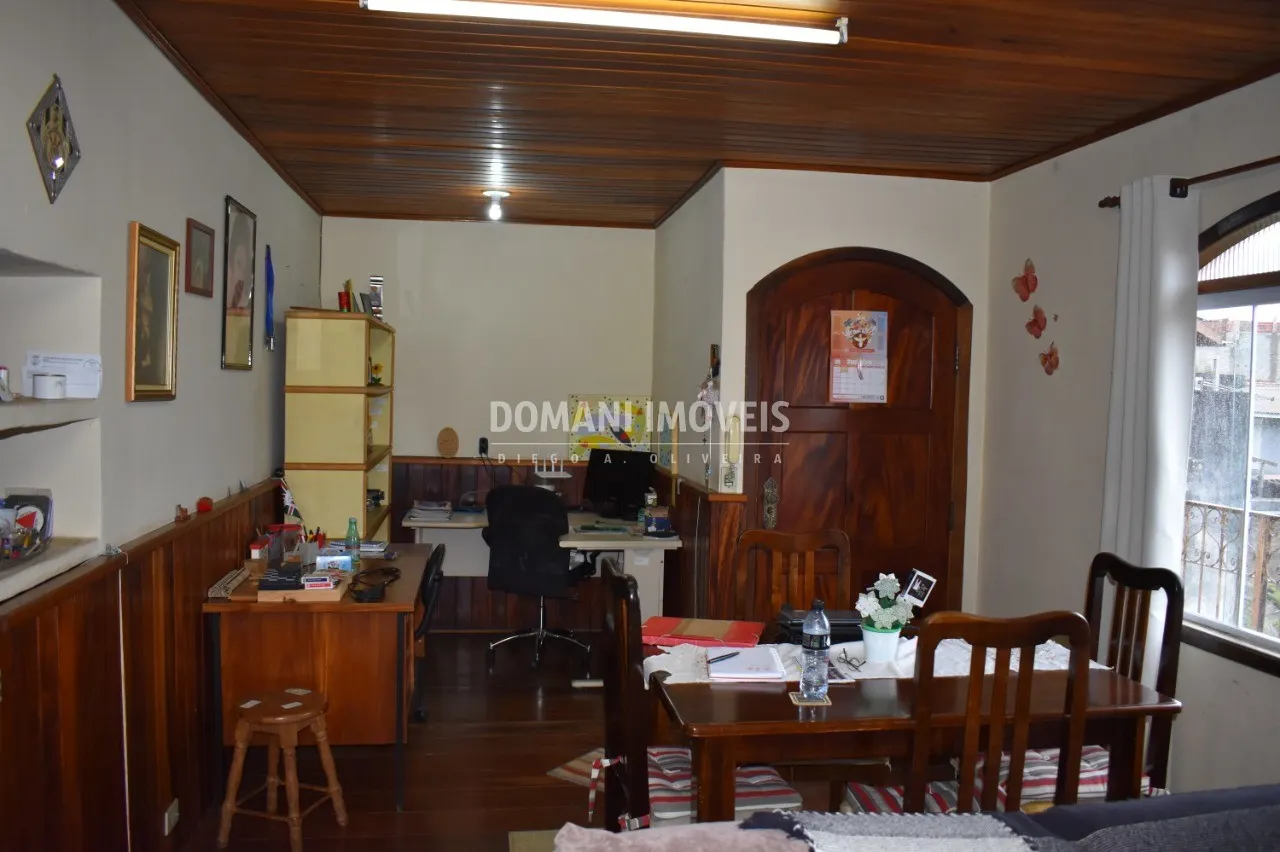 Casa à venda de 415 m² em Campos do Jordão, SP, Brasil