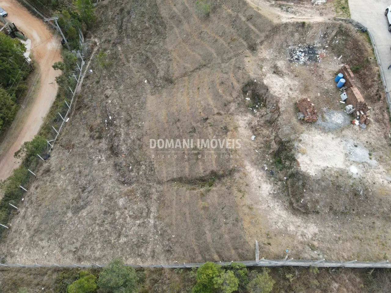 Terreno à venda de 1.200 m² em Campos do Jordão, SP, Brasil