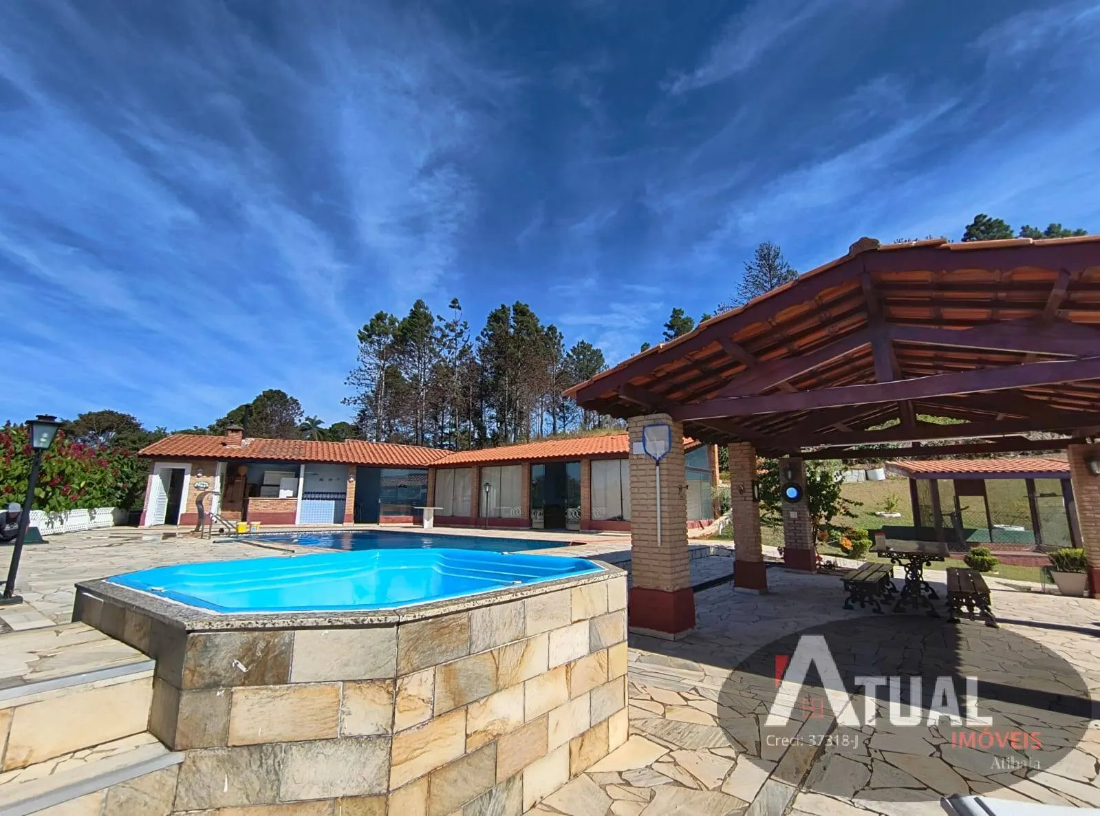 Casa à venda de 5.115 m² em Atibaia, SP, Brasil