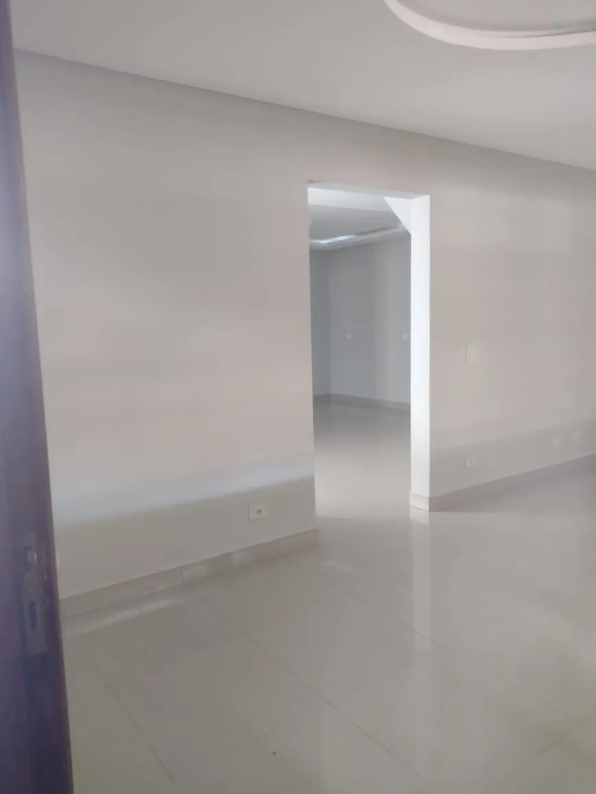 Casa à venda de 175 m² em Santa Bárbara d'Oeste, SP, Brasil