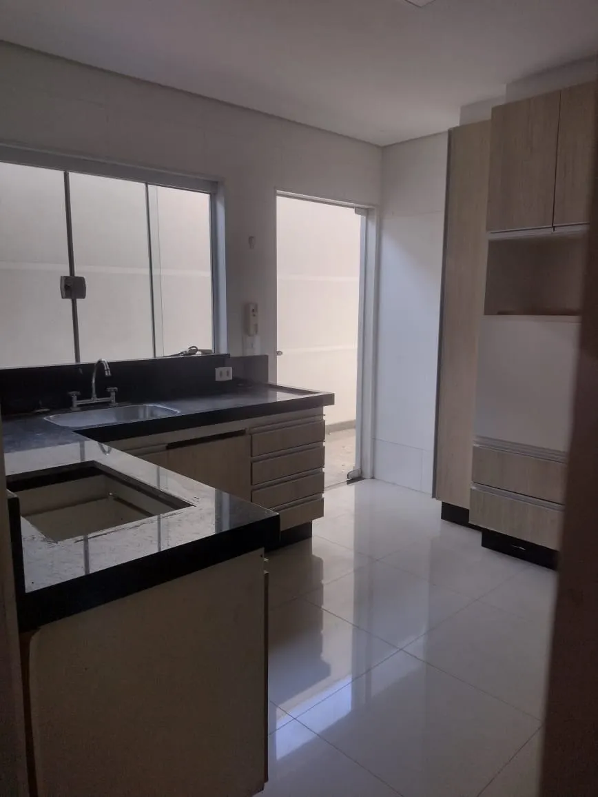 Casa à venda de 175 m² em Santa Bárbara d'Oeste, SP, Brasil