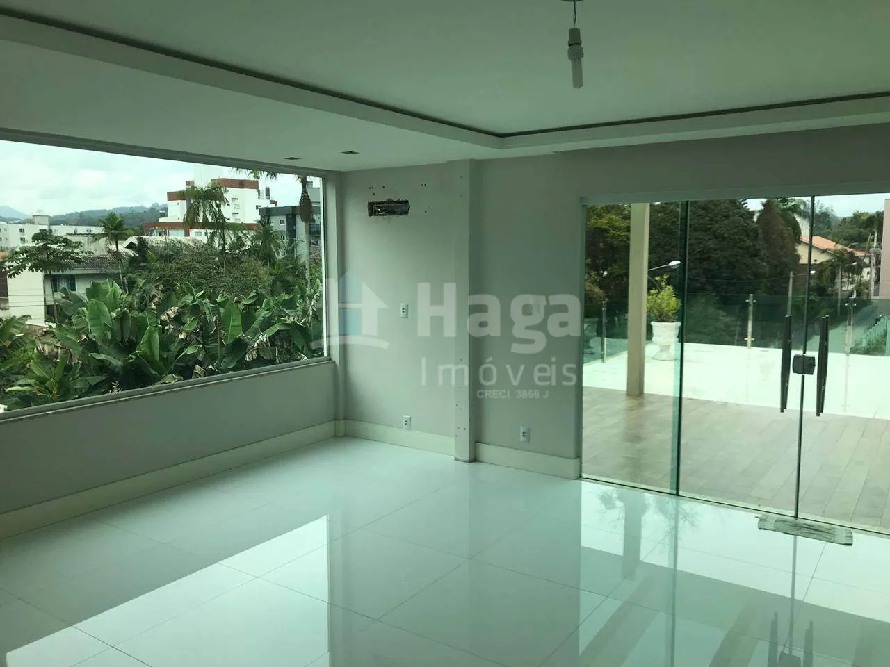Casa à venda de 595 m² em Brusque, SC, Brasil