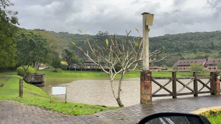 Chácara à venda e para Arrendar de 750 m² em Igrejinha, RS, Brasil