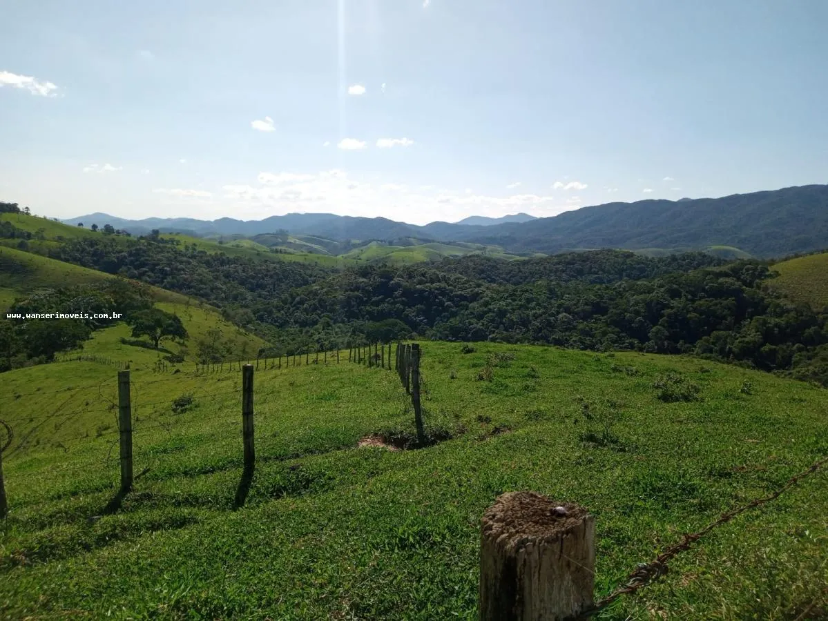 Sítio à venda de 12 ha em São José dos Campos, SP, Brasil